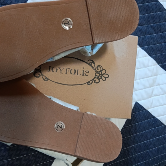 Joyfolie Gold Glitter Kids Sandals - Picture 3 of 4